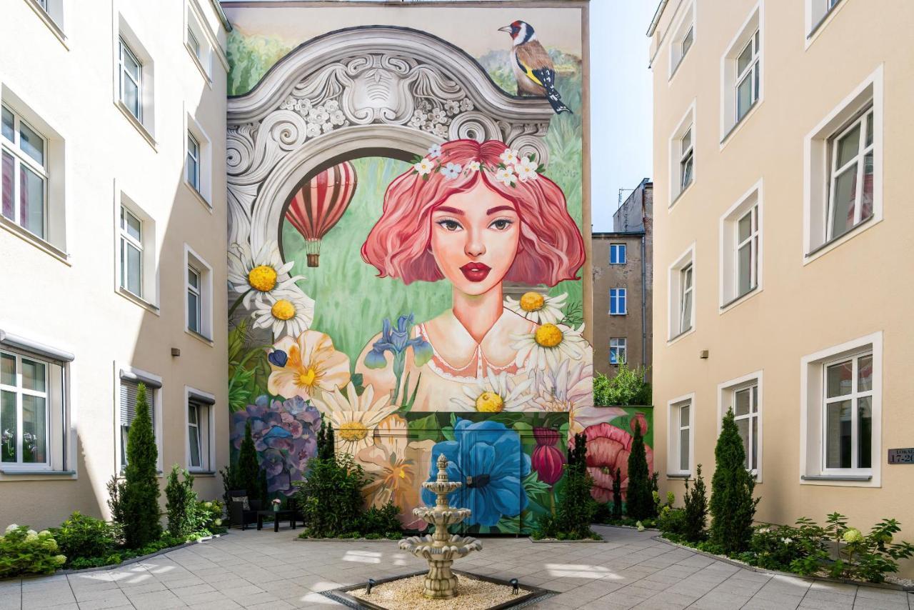 Komeda Apartment Hidden In Poznan Old Town By Noclegi Renters Poznań Exterior foto